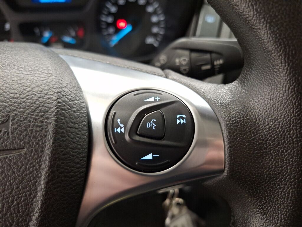 Ford Transit 2019 Valkoinen