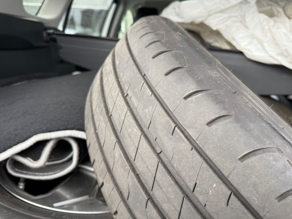 Toyota RAV4 2019 Valkoinen