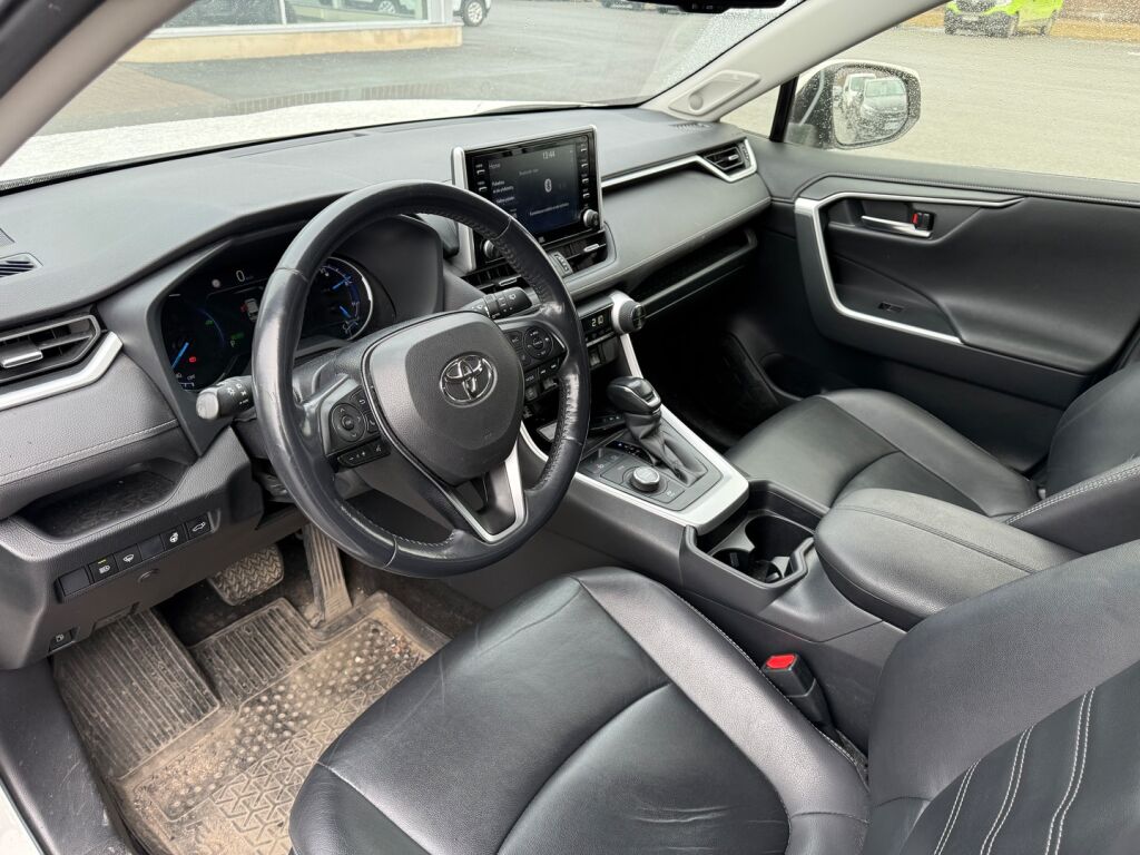 Toyota RAV4 2019 Valkoinen