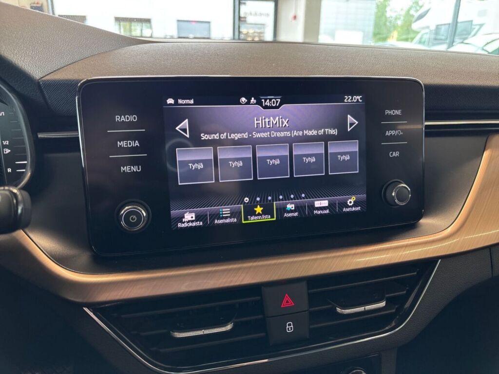 Skoda Kamiq 2023 Harmaa
