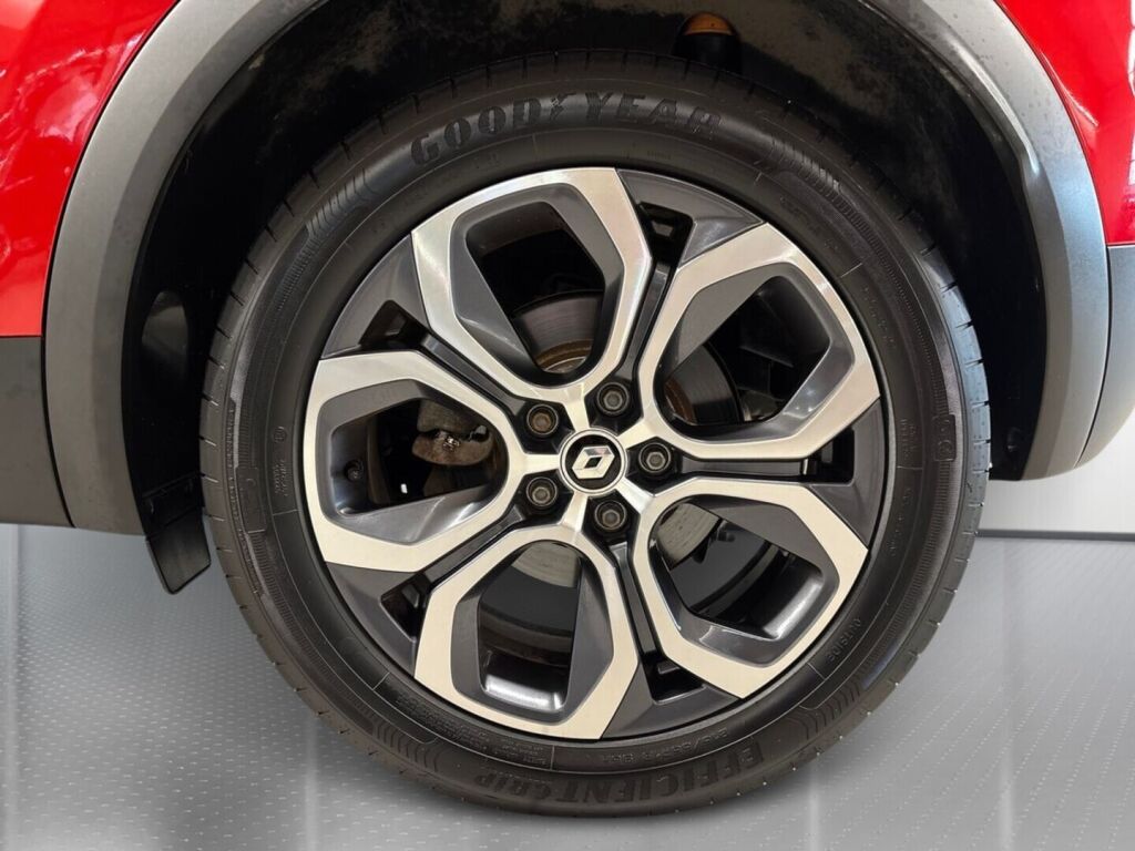 Renault Captur 2023 Punainen