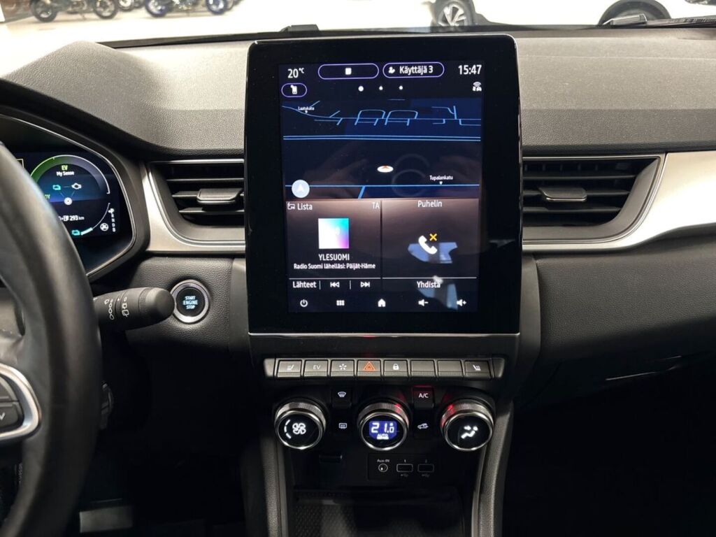 Renault Captur 2023 Punainen