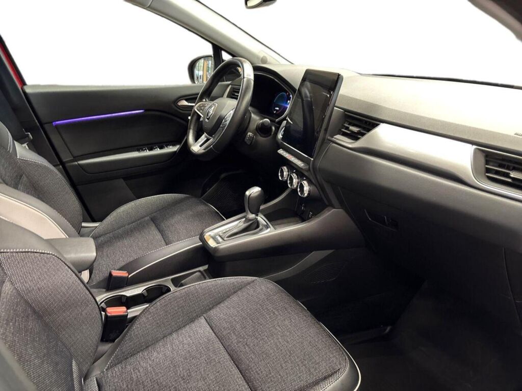 Renault Captur 2023 Punainen