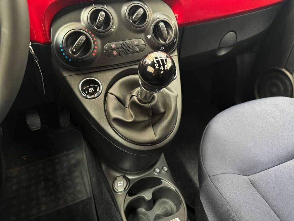 Fiat 500 2023 Punainen