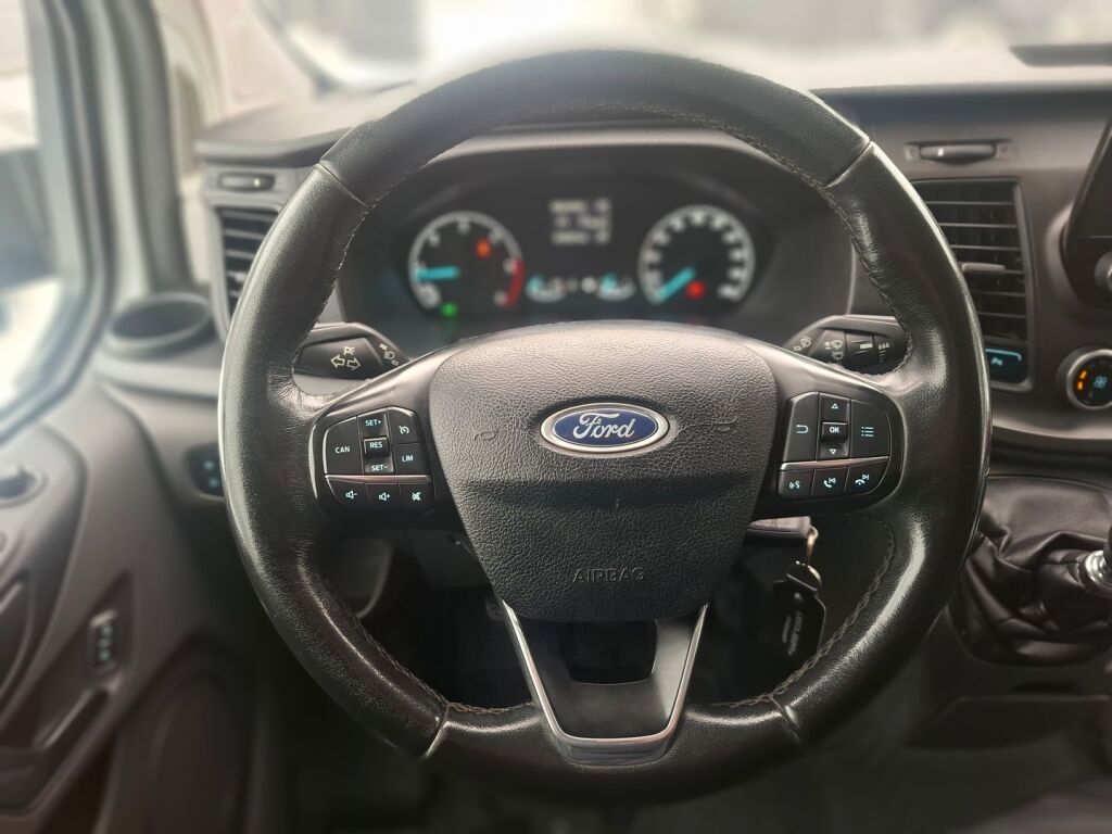 Ford Transit Custom 2018 Valkoinen