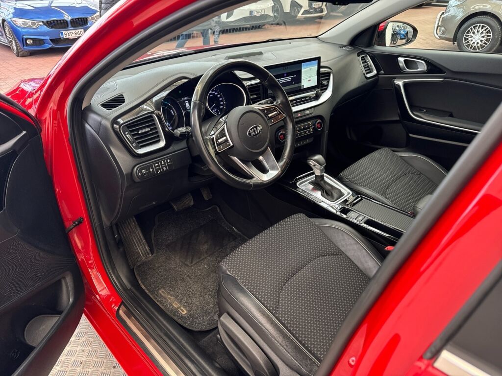 Kia Ceed 2020 Punainen