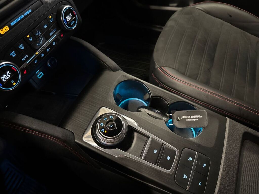 Ford Kuga 2020 Harmaa