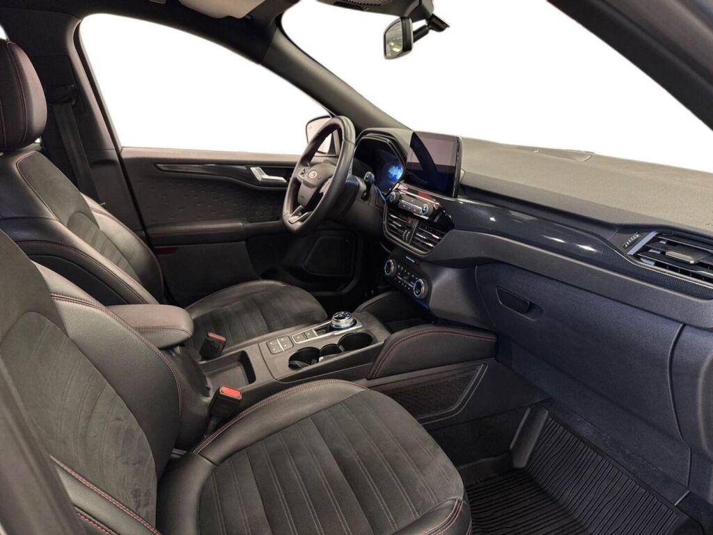 Ford Kuga 2020 Harmaa