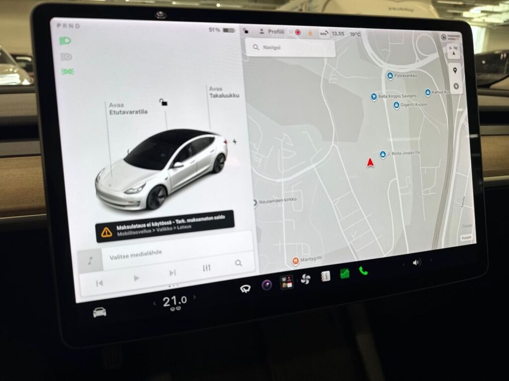 Tesla Model 3 2021 Valkoinen