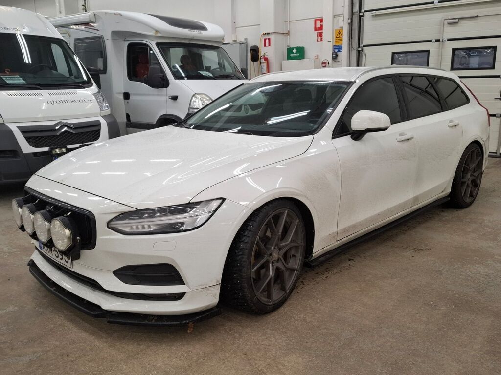 Volvo V90 2017 Valkoinen