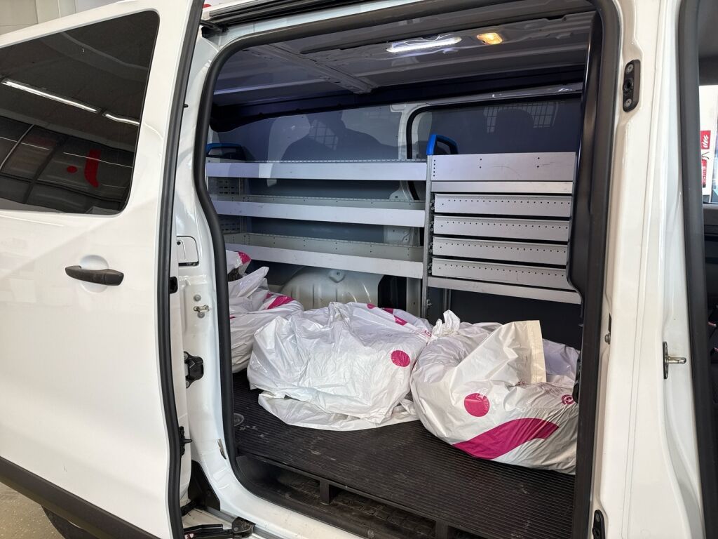 Peugeot Expert 2023 Valkoinen