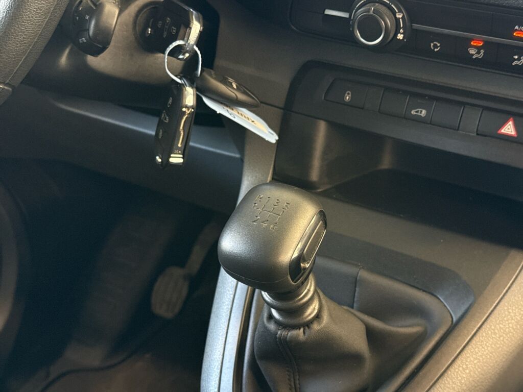 Peugeot Expert 2023 Valkoinen