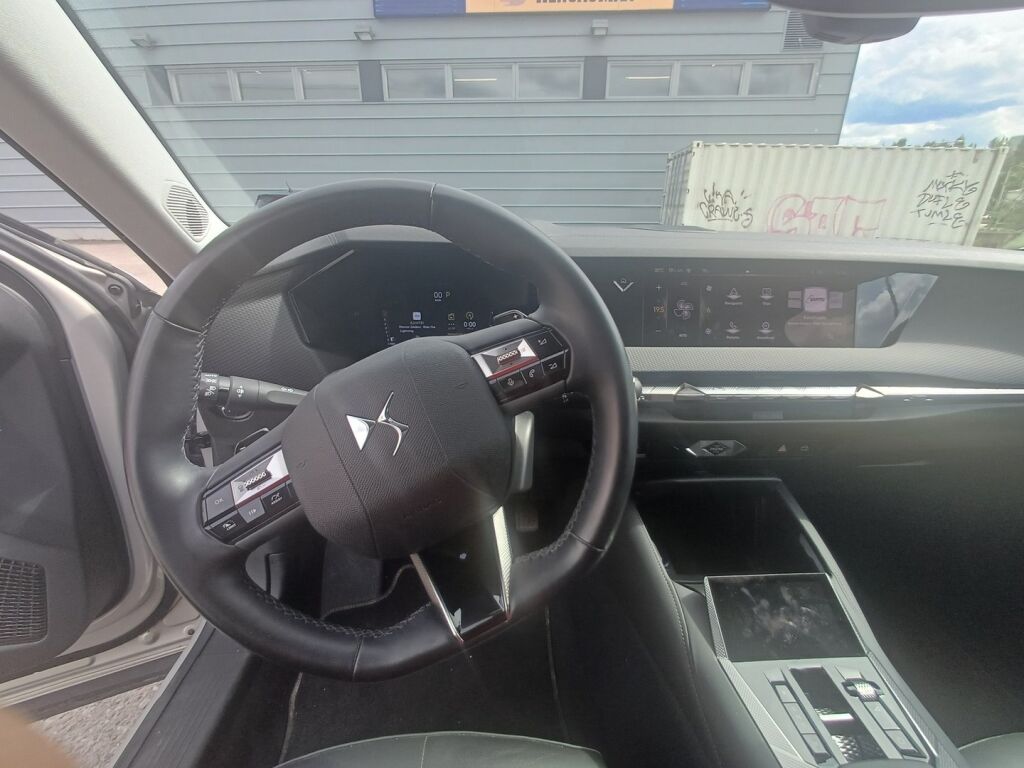 Ds 4 2023 Valkoinen