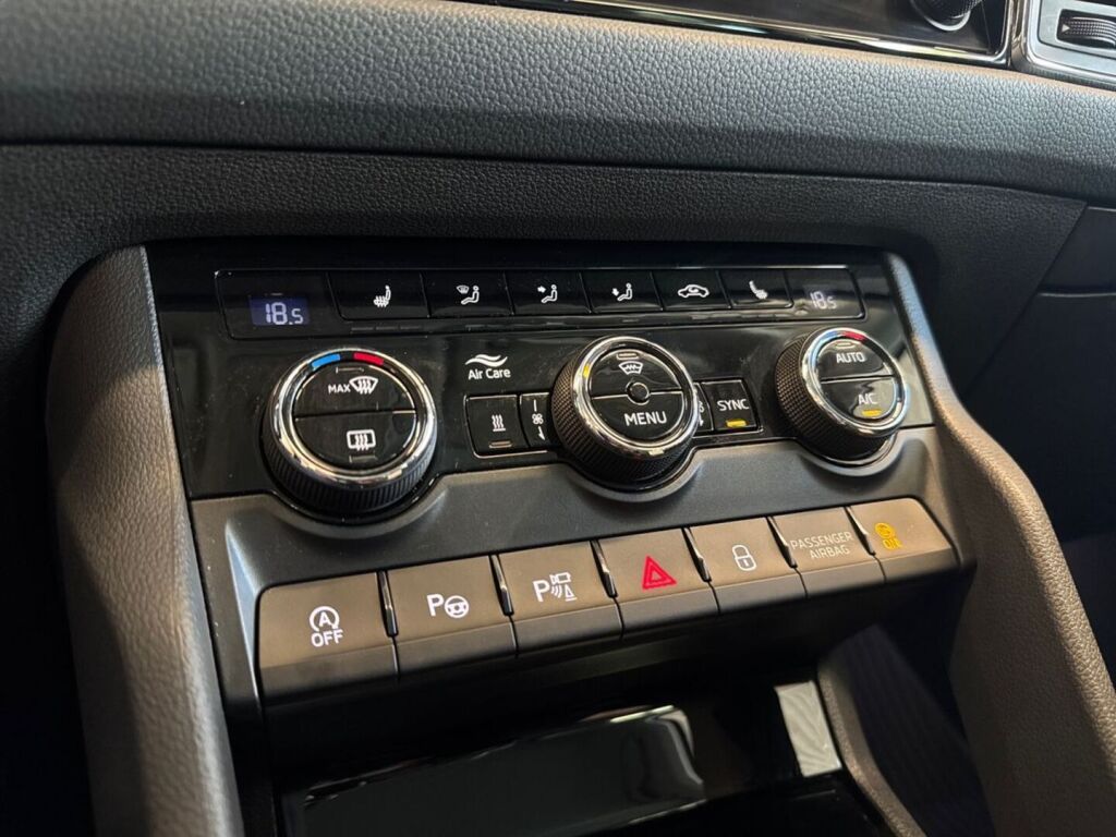 Skoda Kodiaq 2023 Punainen