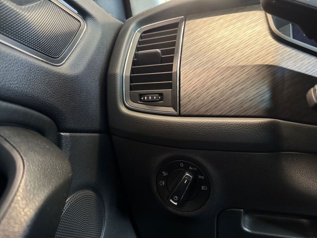 Skoda Kodiaq 2023 Punainen