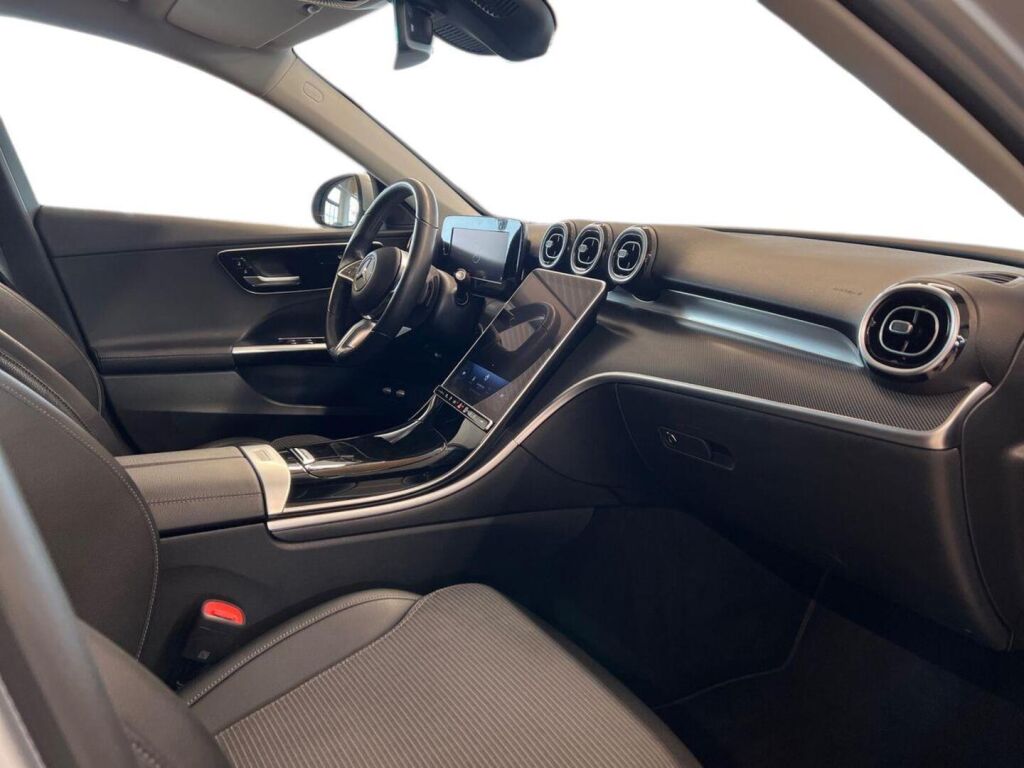 Mercedes-Benz C 2023 Harmaa