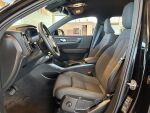 Volvo XC40 2023 Musta