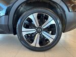 Volvo XC40 2023 Musta