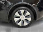Tesla Model Y 2023 Musta