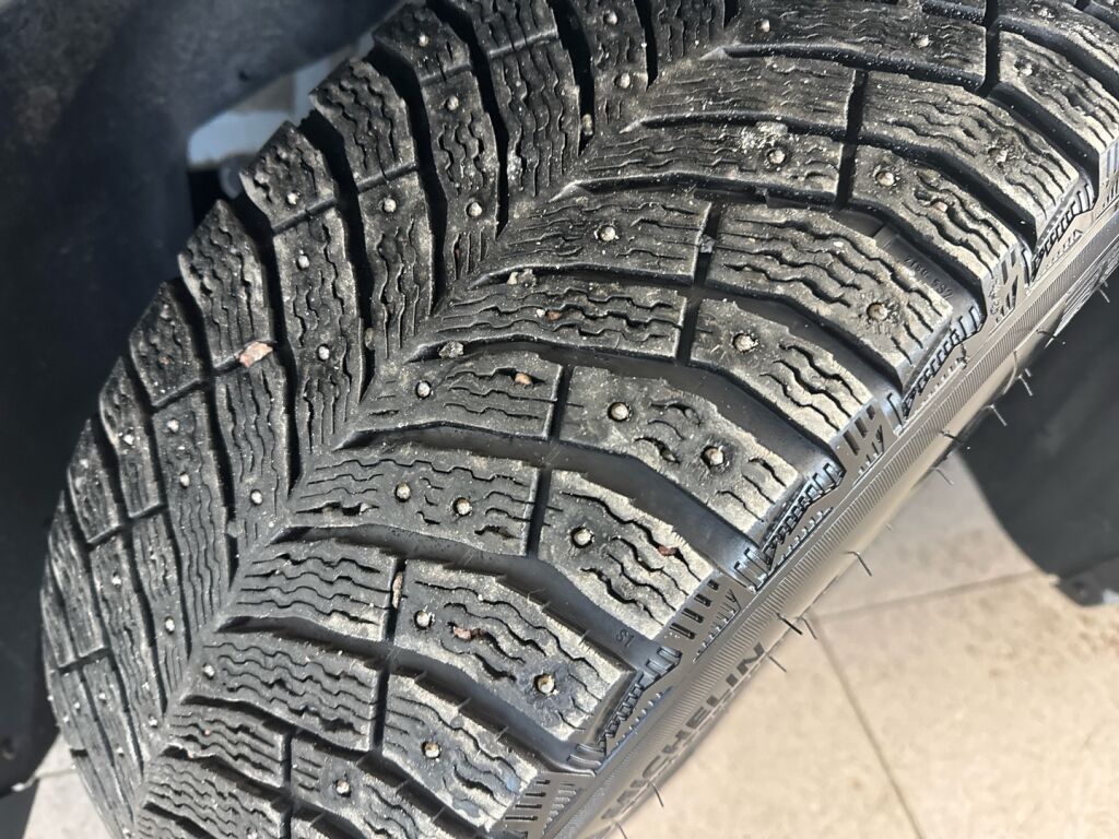 Volkswagen ID.4 2023 Harmaa