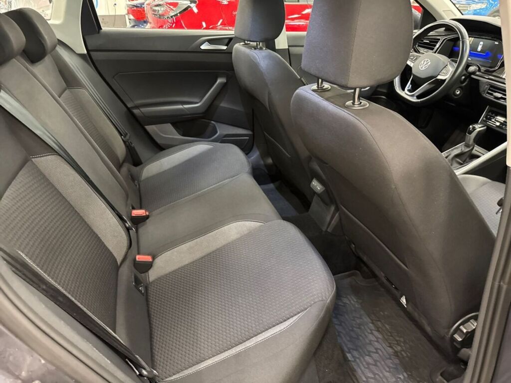 Volkswagen Taigo 2023 Harmaa