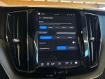 Volvo XC60 2023 Ruskea (beige)