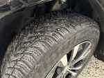 Volvo XC60 2023 Musta