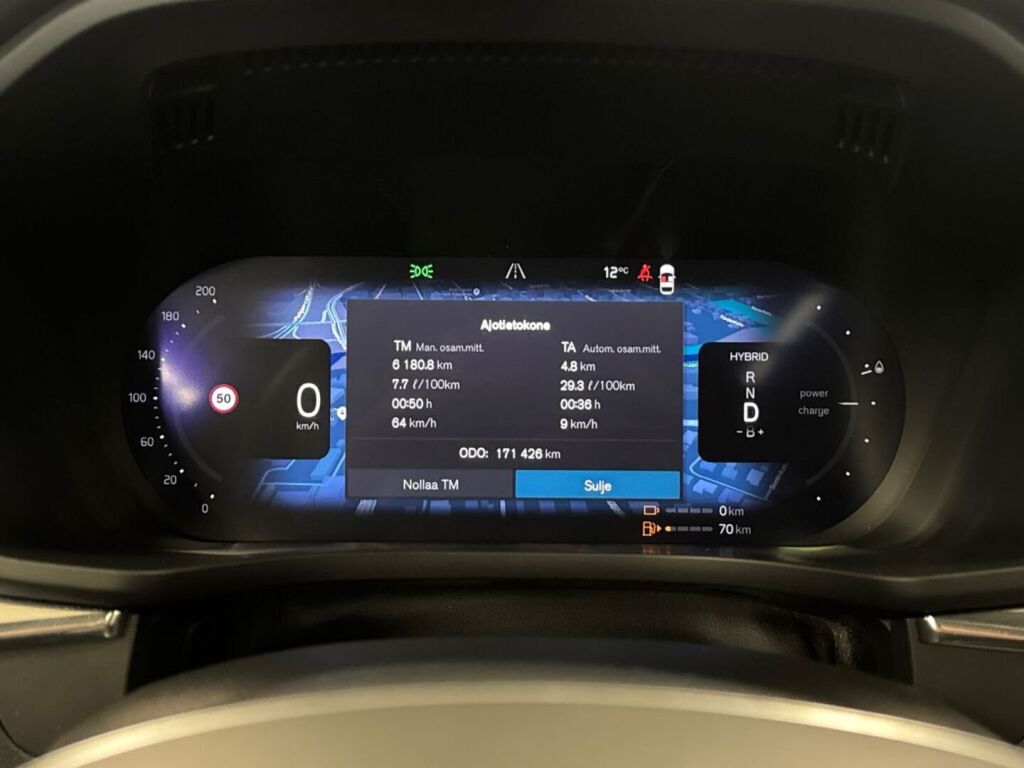 Volvo XC60 2023 Musta