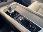 Volvo XC60 2023 Metallinhohto Valkoinen