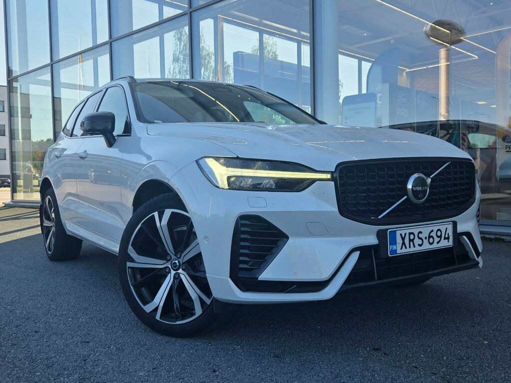Volvo XC60 2023 Valkoinen
