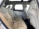 Volvo XC60 2023 Metallinhohto Valkoinen