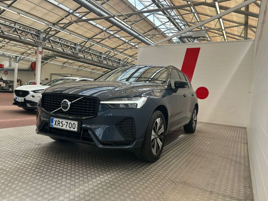 Volvo XC60 2023 Sininen metalli(Denim Blue)