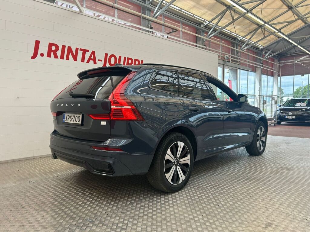 Volvo XC60 2023 Sininen metalli(Denim Blue)