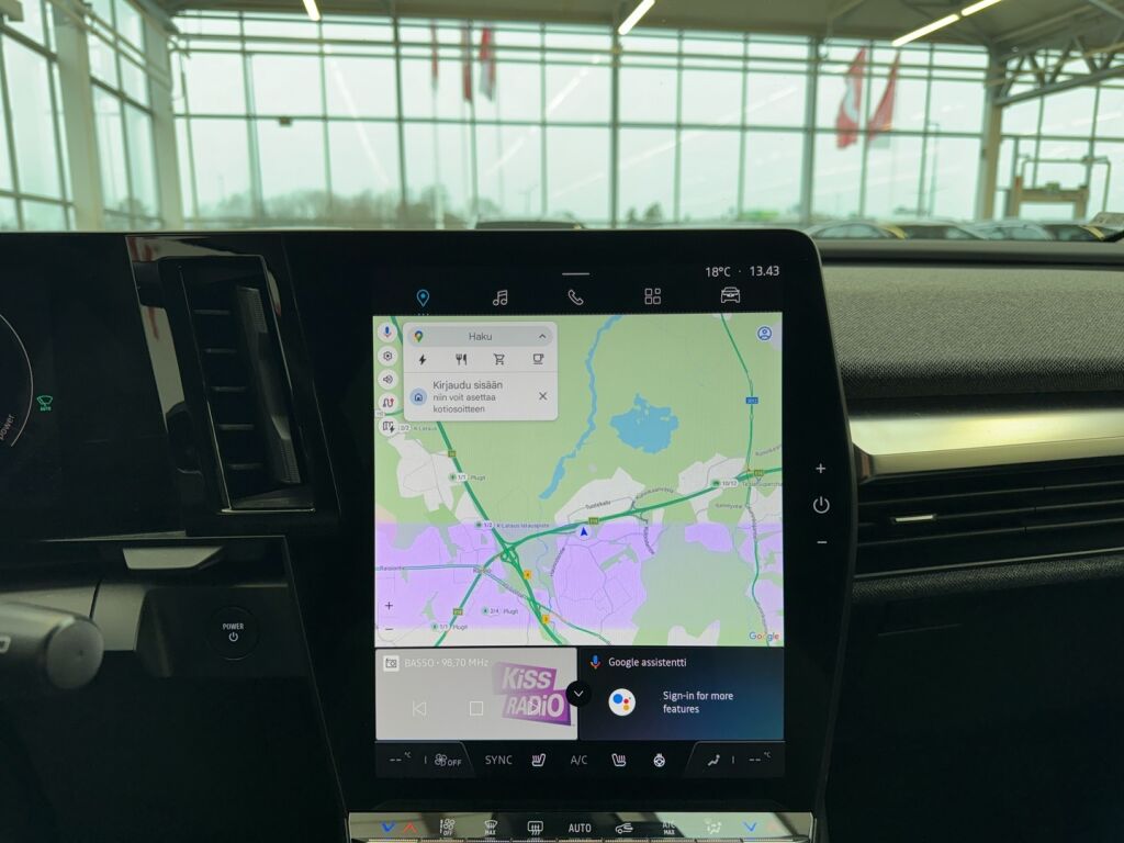 Renault Megane 2024 Musta