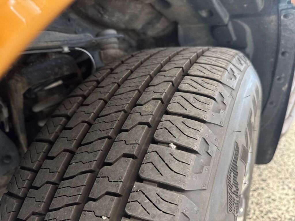 Ford Ranger 2021 Oranssi