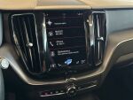 Volvo XC60 2021 Musta