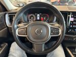 Volvo XC60 2021 Musta