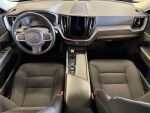 Volvo XC60 2021 Musta