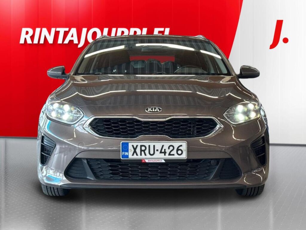 Kia Ceed 2020 Ruskea (beige)