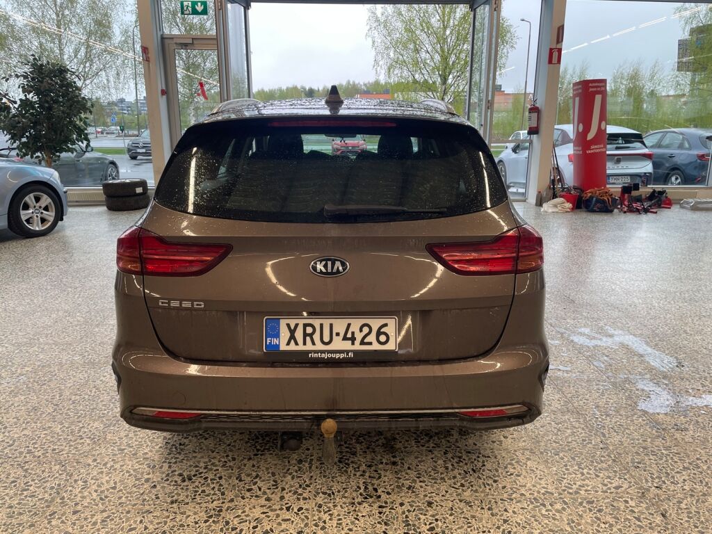 Kia Ceed 2020 Ruskea (beige)