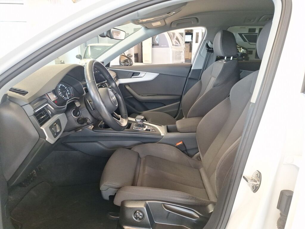 Audi A4 2020 Valkoinen