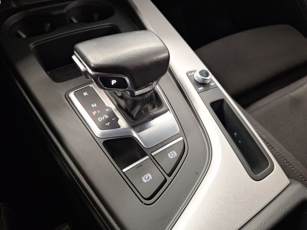 Audi A4 2020 Valkoinen