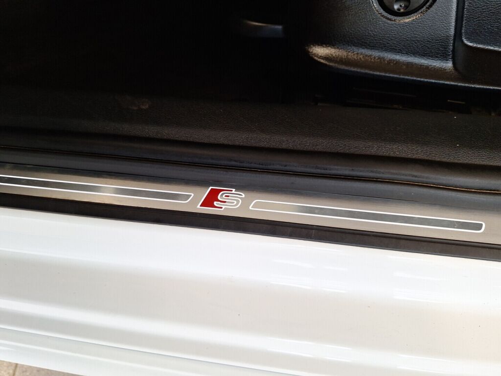 Audi A4 2020 Valkoinen