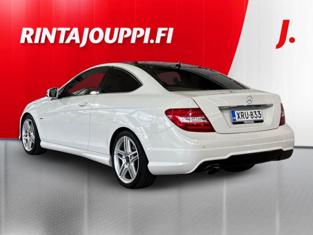 Mercedes-Benz C 2011 Valkoinen