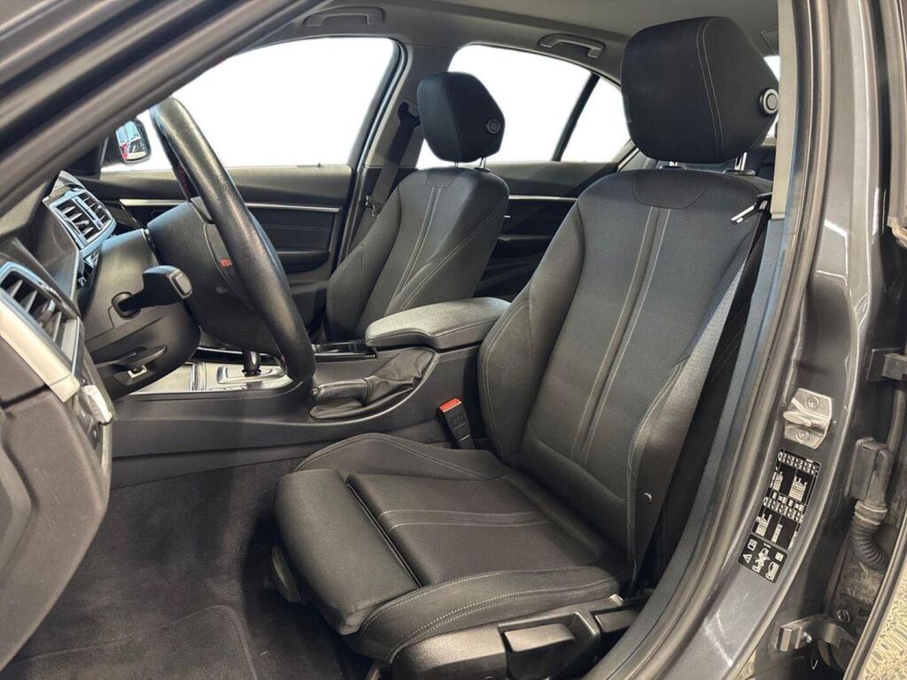 BMW 320 2016 Harmaa