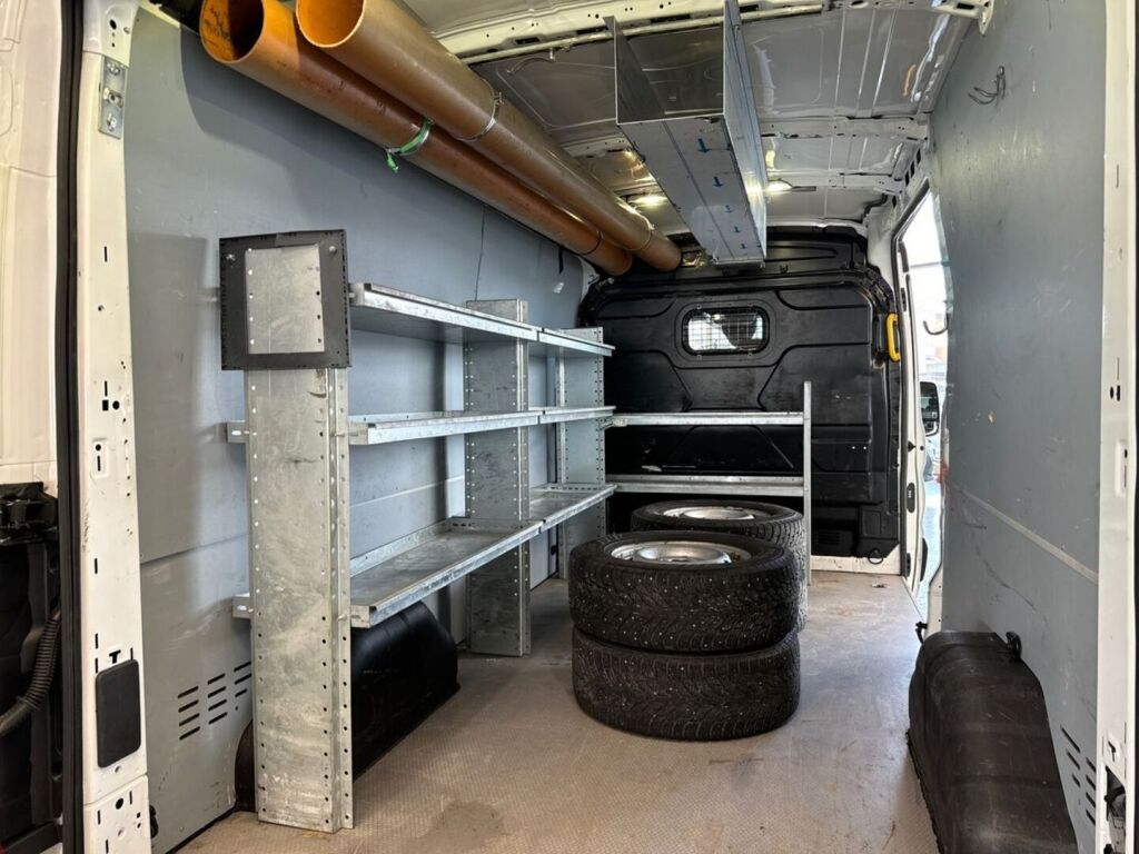 Ford Transit 2018 Valkoinen