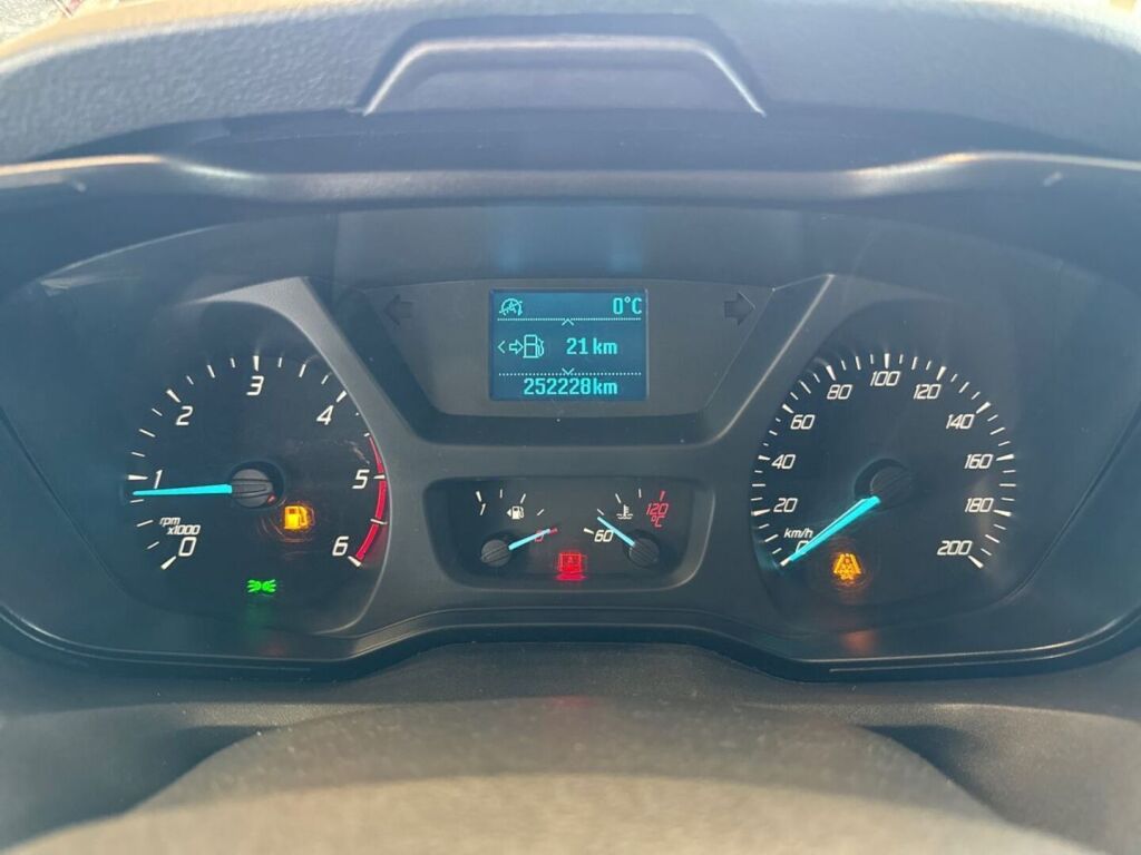 Ford Transit 2018 Valkoinen