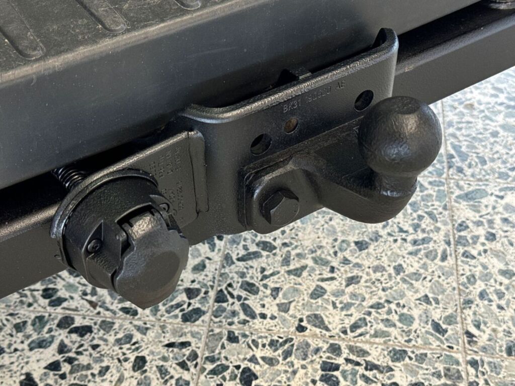Ford Transit 2018 Valkoinen