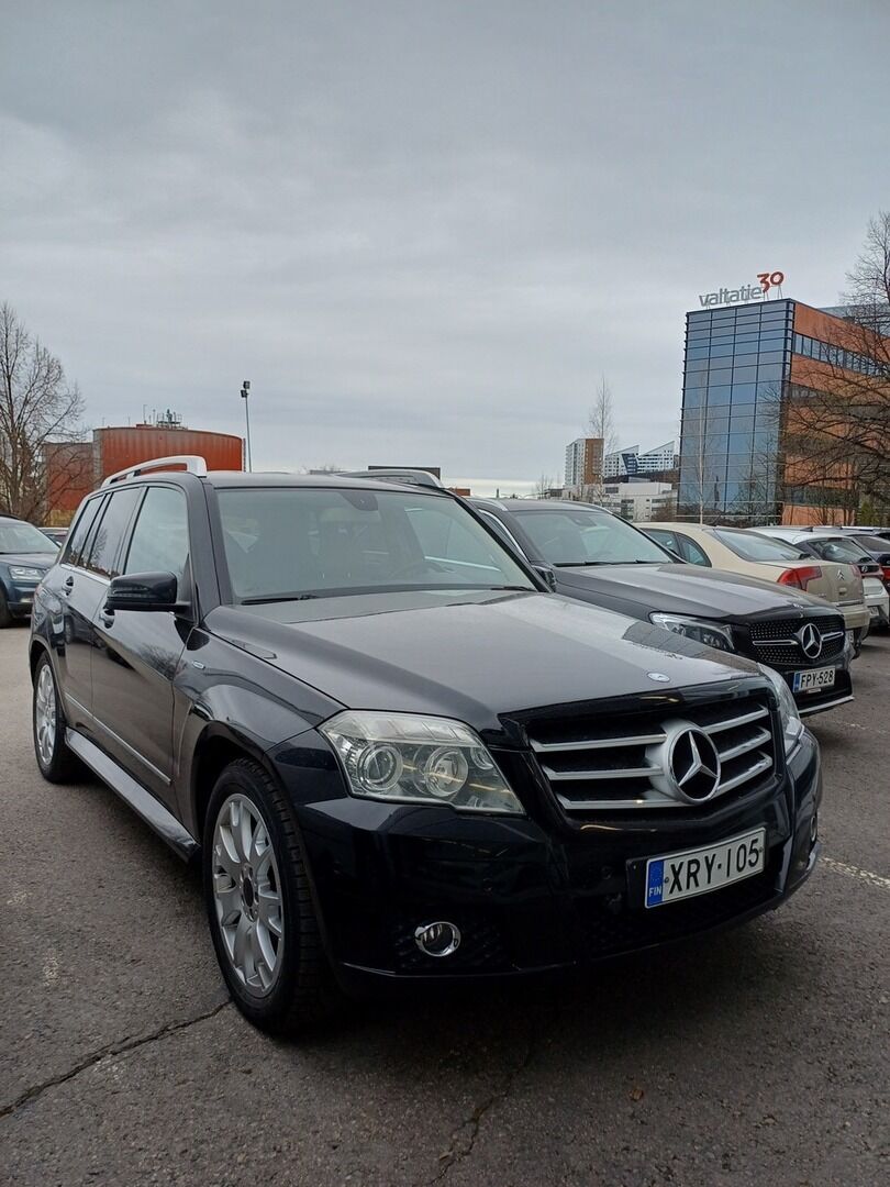 Mercedes-Benz GLK 2010 Musta