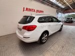Opel Astra 2011 Valkoinen